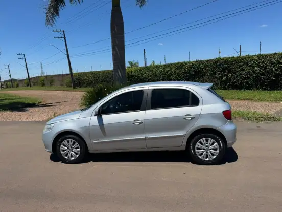 VOLKSWAGEN-GOL-1.0 MI 8V FLEX 4P MANUAL G.V VOLKSWAGEN-GOL-2009