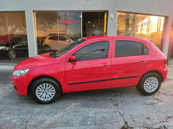 VOLKSWAGEN-GOL-2010