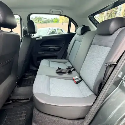 VOLKSWAGEN-GOL-2012