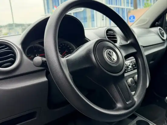 VOLKSWAGEN-GOL-1.0 MI 8V FLEX 4P MANUAL VOLKSWAGEN-GOL-2012