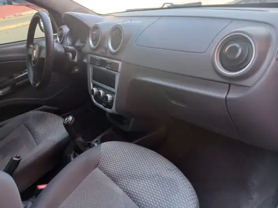 VOLKSWAGEN-GOL-1.6 MI 8V FLEX 4P MANUAL G.V VOLKSWAGEN-GOL-2012