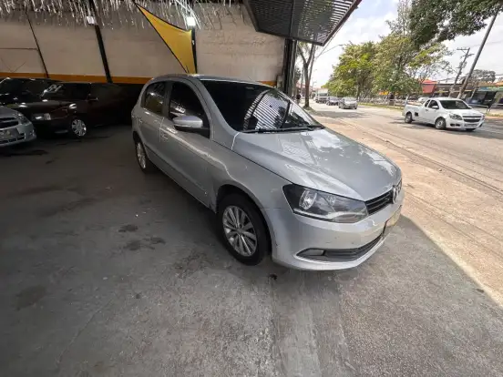 VOLKSWAGEN-GOL-2014