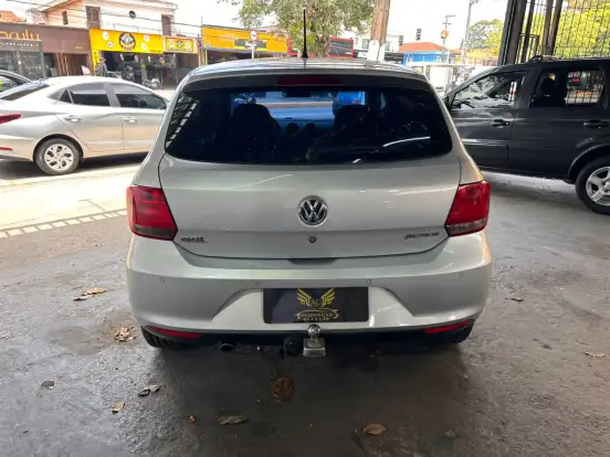 VOLKSWAGEN-GOL-1.6 MI HIGHLINE 8V FLEX 4P AUTOMATIZADO VOLKSWAGEN-GOL-2014