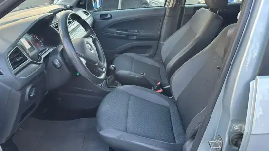 VOLKSWAGEN-GOL-1.6 MSI TOTALFLEX 4P MANUAL VOLKSWAGEN-GOL-2021
