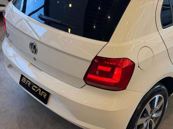 VOLKSWAGEN-GOL-1.0 12V MPI TOTALFLEX 4P MANUAL VOLKSWAGEN-GOL-2022