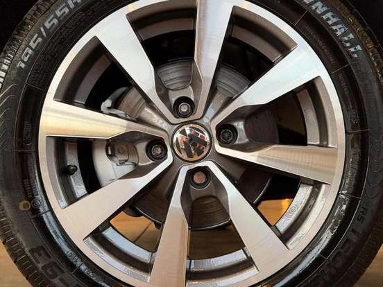 VOLKSWAGEN-GOL-2022