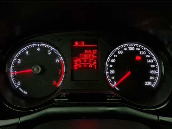 VOLKSWAGEN-GOL-2021