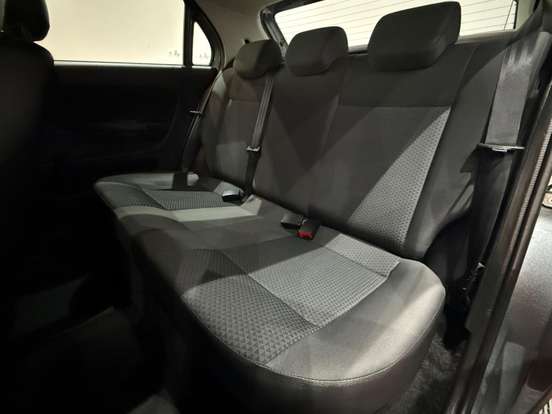 VOLKSWAGEN-GOL-1.0 12V MPI TOTALFLEX 4P MANUAL VOLKSWAGEN-GOL-2022