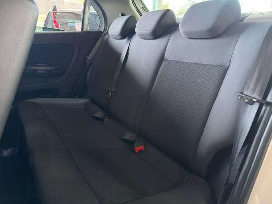 VOLKSWAGEN-GOL-1.0 12V MPI TOTALFLEX 4P MANUAL VOLKSWAGEN-GOL-2021