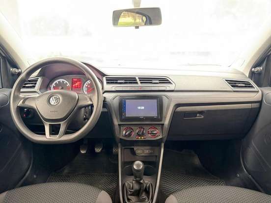 VOLKSWAGEN-GOL-2022