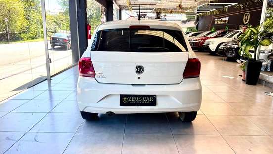VOLKSWAGEN-GOL-2022