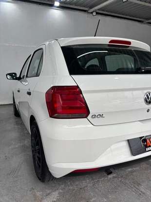 VOLKSWAGEN-GOL-2017