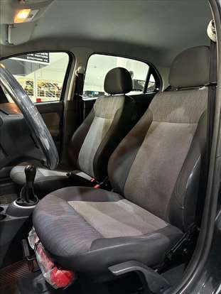 VOLKSWAGEN-GOL-2013