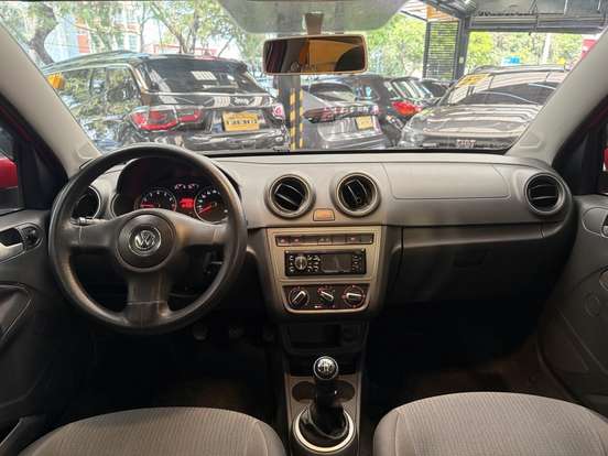 VOLKSWAGEN-GOL-1.0 MI 8V FLEX 4P MANUAL G.IV VOLKSWAGEN-GOL-2013