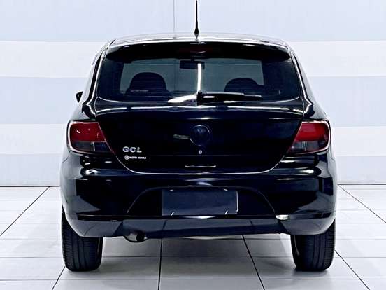VOLKSWAGEN-GOL-2009