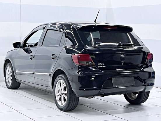 VOLKSWAGEN-GOL-2009