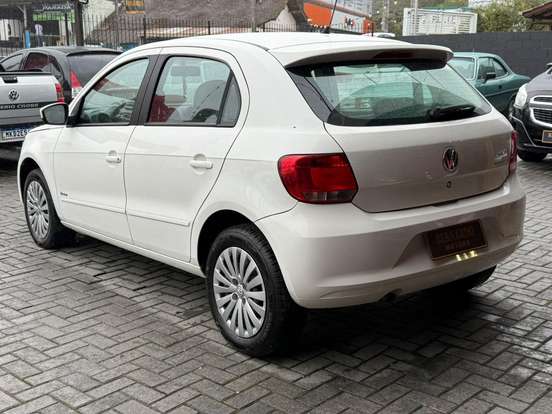 VOLKSWAGEN-GOL-2013