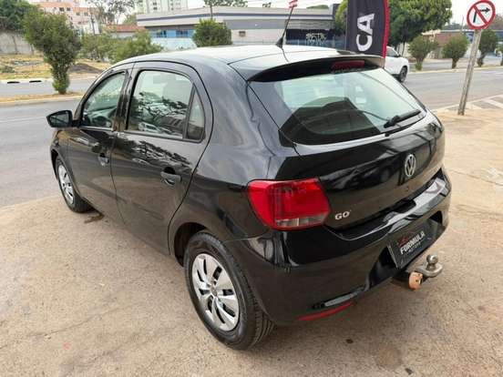 VOLKSWAGEN-GOL-2015