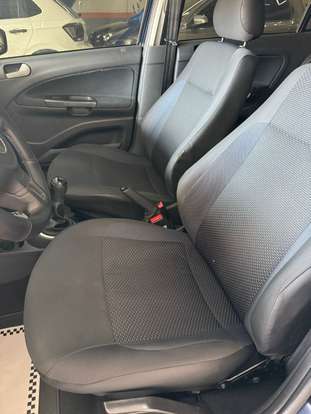 VOLKSWAGEN-GOL-2016