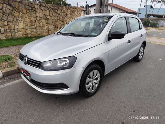 VOLKSWAGEN-GOL-2015