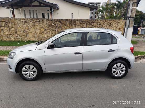 VOLKSWAGEN-GOL-1.0 MI TRENDLINE 8V FLEX 4P MANUAL VOLKSWAGEN-GOL-2015