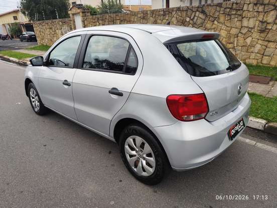 VOLKSWAGEN-GOL-1.0 MI TRENDLINE 8V FLEX 4P MANUAL VOLKSWAGEN-GOL-2015