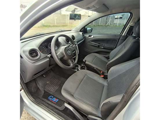 VOLKSWAGEN-GOL-2015