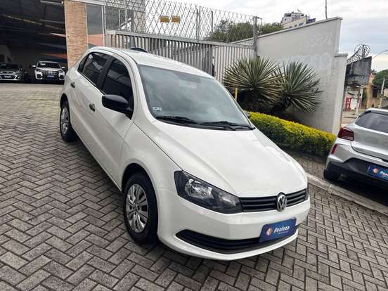 VOLKSWAGEN-GOL-2015