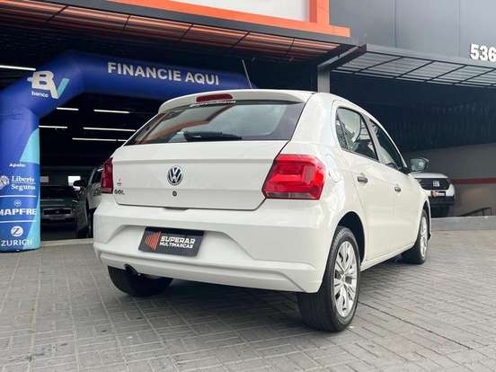 VOLKSWAGEN-GOL-2021