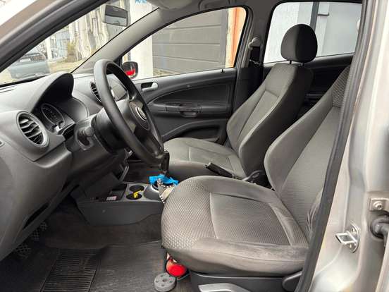 VOLKSWAGEN-GOL-2011