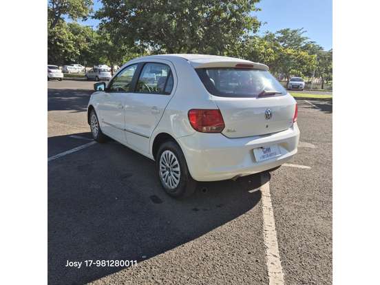 VOLKSWAGEN-GOL-1.6 MI 8V FLEX 4P MANUAL G.VI VOLKSWAGEN-GOL-2013