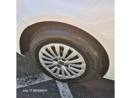 VOLKSWAGEN-GOL-1.6 MI 8V FLEX 4P MANUAL G.VI VOLKSWAGEN-GOL-2013