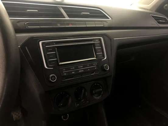 VOLKSWAGEN-GOL-2021