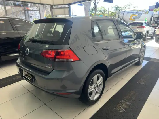 VOLKSWAGEN-GOLF-1.4 TSI COMFORTLINE 16V GASOLINA 4P AUTOMÁTICO VOLKSWAGEN-GOLF-2015