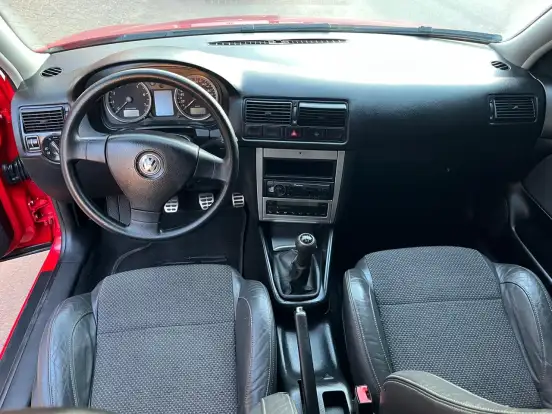 VOLKSWAGEN-GOLF-1.6 MI SPORTLINE 8V FLEX 4P MANUAL VOLKSWAGEN-GOLF-2009