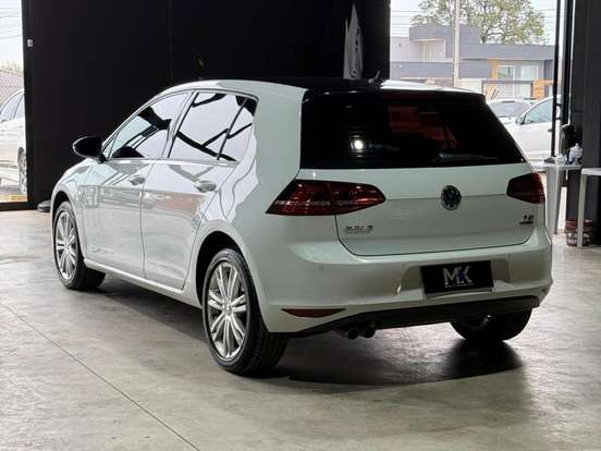 VOLKSWAGEN-GOLF-1.4 TSI HIGHLINE 16V GASOLINA 4P AUTOMÁTICO VOLKSWAGEN-GOLF-2014