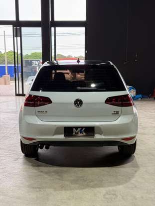 VOLKSWAGEN-GOLF-2014