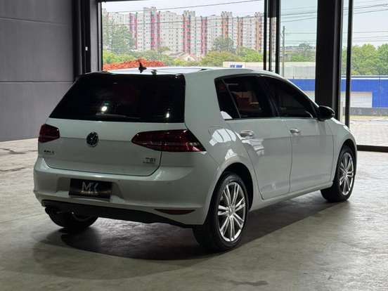 VOLKSWAGEN-GOLF-1.4 TSI HIGHLINE 16V GASOLINA 4P AUTOMÁTICO VOLKSWAGEN-GOLF-2014