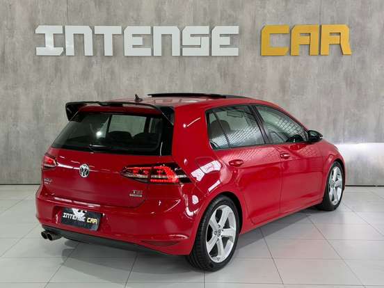 VOLKSWAGEN-GOLF-1.4 TSI HIGHLINE 16V GASOLINA 4P AUTOMÁTICO VOLKSWAGEN-GOLF-2013