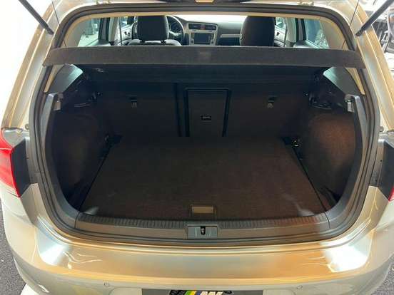 VOLKSWAGEN-GOLF-2014