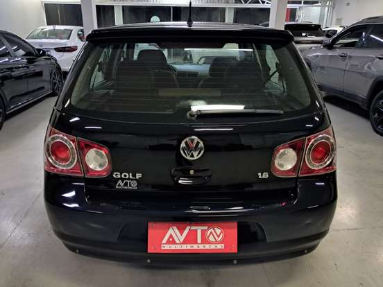 VOLKSWAGEN-GOLF-2007