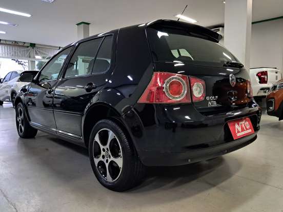 VOLKSWAGEN-GOLF-2007