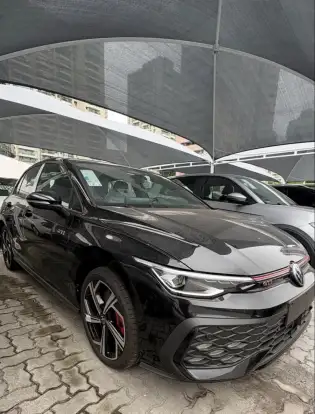 VOLKSWAGEN-GOLF-2026