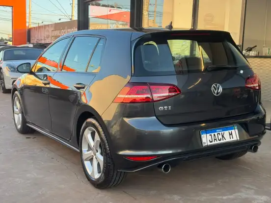 VOLKSWAGEN-GOLF-2.0 TSI GTI 16V TURBO GASOLINA 4P AUTOMÁTICO VOLKSWAGEN-GOLF-2016