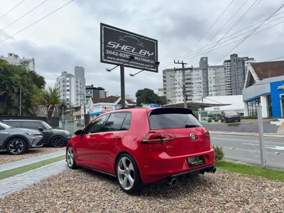 VOLKSWAGEN GOLF 2.0 TSI GTI 16V TURBO GASOLINA 4P AUTOMÁTICO