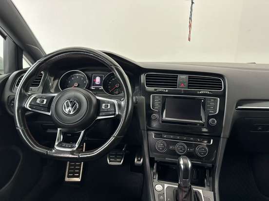 VOLKSWAGEN-GOLF-2.0 TSI GTI 16V TURBO GASOLINA 4P AUTOMÁTICO VOLKSWAGEN-GOLF-2014