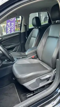 VOLKSWAGEN-JETTA-2019