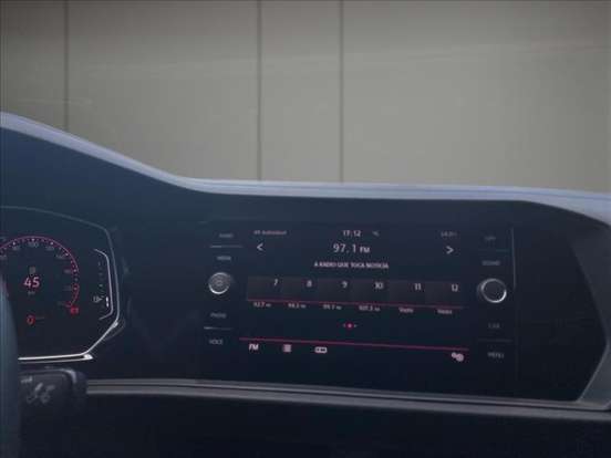 VOLKSWAGEN-JETTA-2020