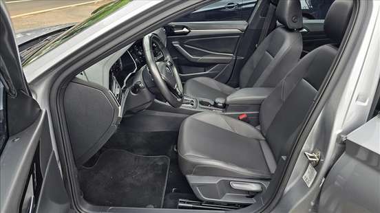 VOLKSWAGEN-JETTA-1.4 250 TSI TOTAL FLEX R-LINE TIPTRONIC VOLKSWAGEN-JETTA-2020