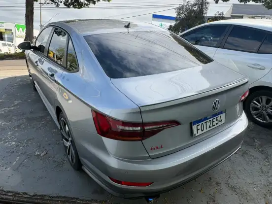 VOLKSWAGEN-JETTA-2020